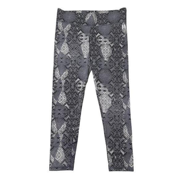 Victoria’s Secret L Short Gray Print Leggings - Picture 1 of 4